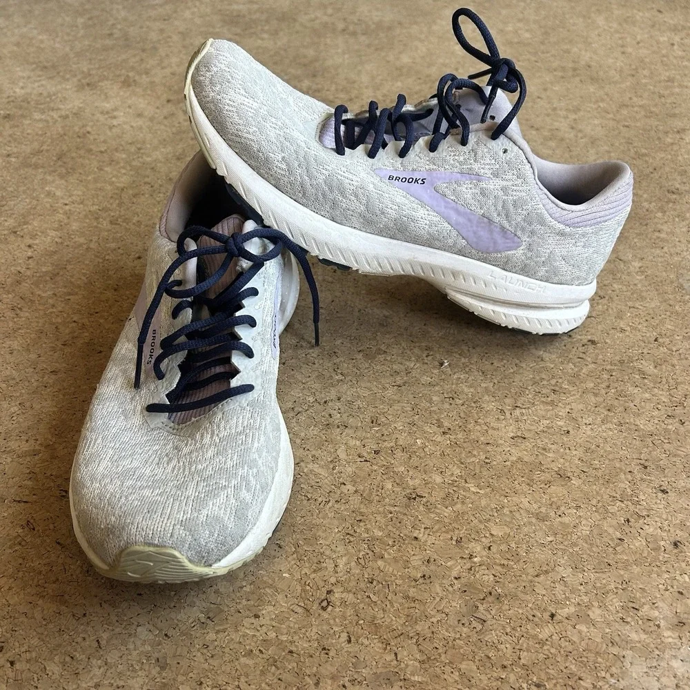 Brooks missing insoles